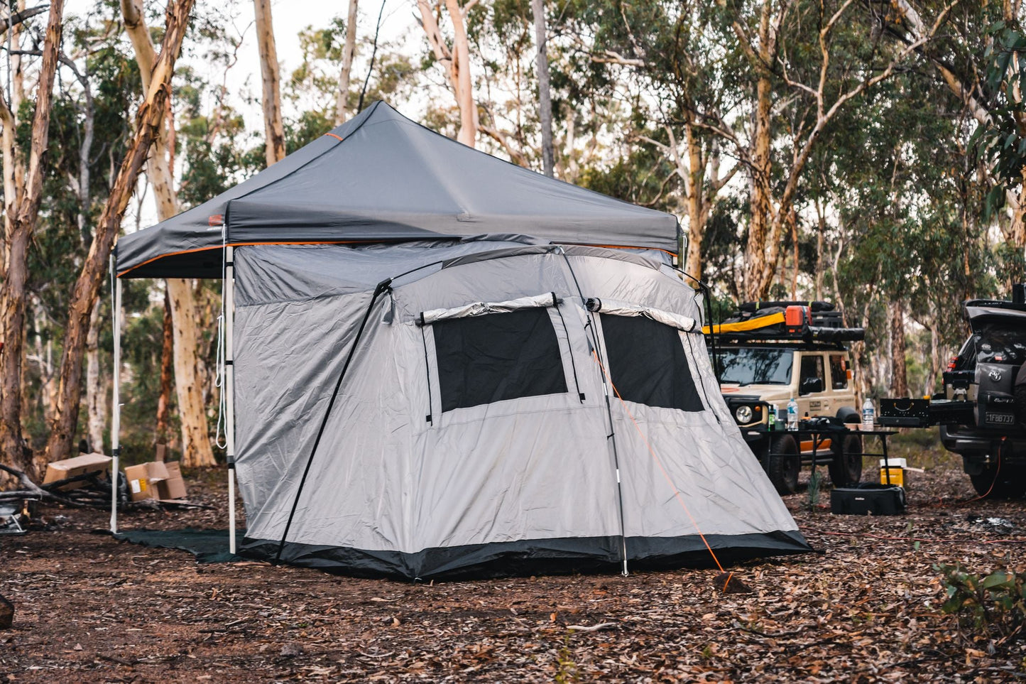 Wildtrak™ 3m Gazebo Side Tent, Waterproof, Mesh Windows, Pegs and Carry Bag - UNIVERSAL FITS MOST GAZEBOS