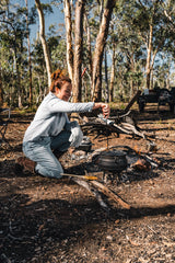Wildtrak™ Pre-Seasoned 8Litre Cast Iron Potjie Pot with 3Feet, Spiral Bail Handle with Wooden Box with Handles
