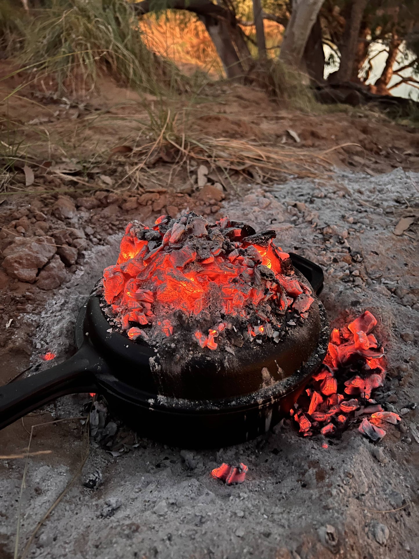 Wildtrak™ 3.2 Quart Pre-Seasoned Cast Iron 2in1 COMBO Cooker