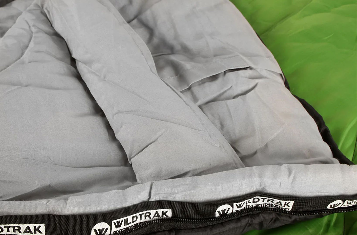 Wildtrak™ Bremer KIDS Youth Hooded Sleeping Bag, 0-5°C, Breathable Lining, Ripstop Fabric, Auto Lock Zips, Sewn-in Storage Pocket, Sewn-through Construction, Hanging Loop, Storage Bag, 65x170cm