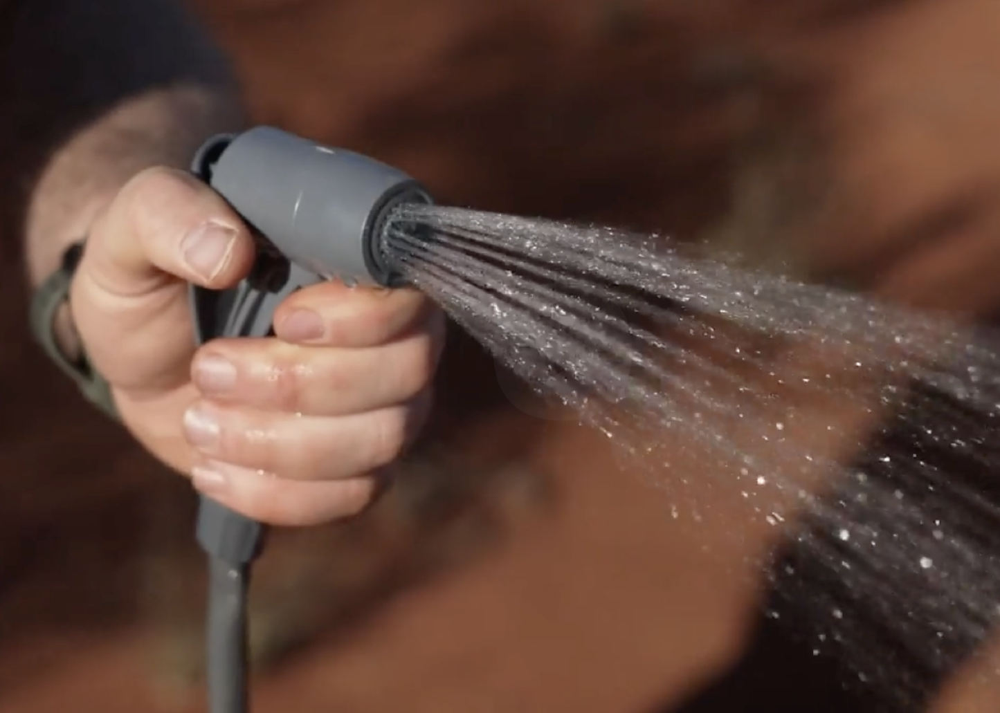 HEAVY DUTY 15L PORTABLE SHOWER BAG WITH FOOT PUMP