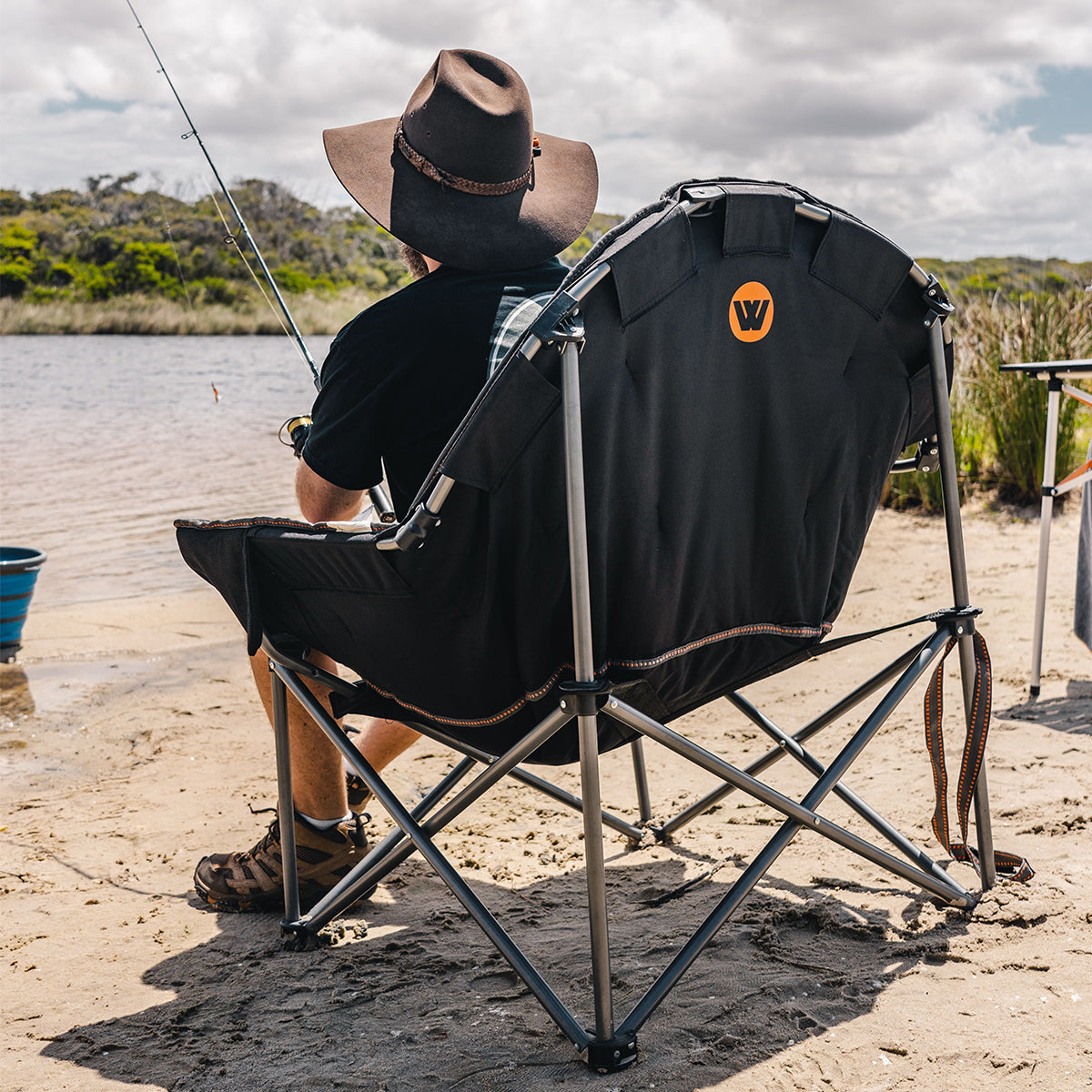 WILDTRAK™ Deluxe Prevelly Foldable Camp Chair, Fully Cushioned, Extra Wide Comfort Seat, Drink Holder, Weight Rated 136kg, Carry Bag with Shoulder Strap