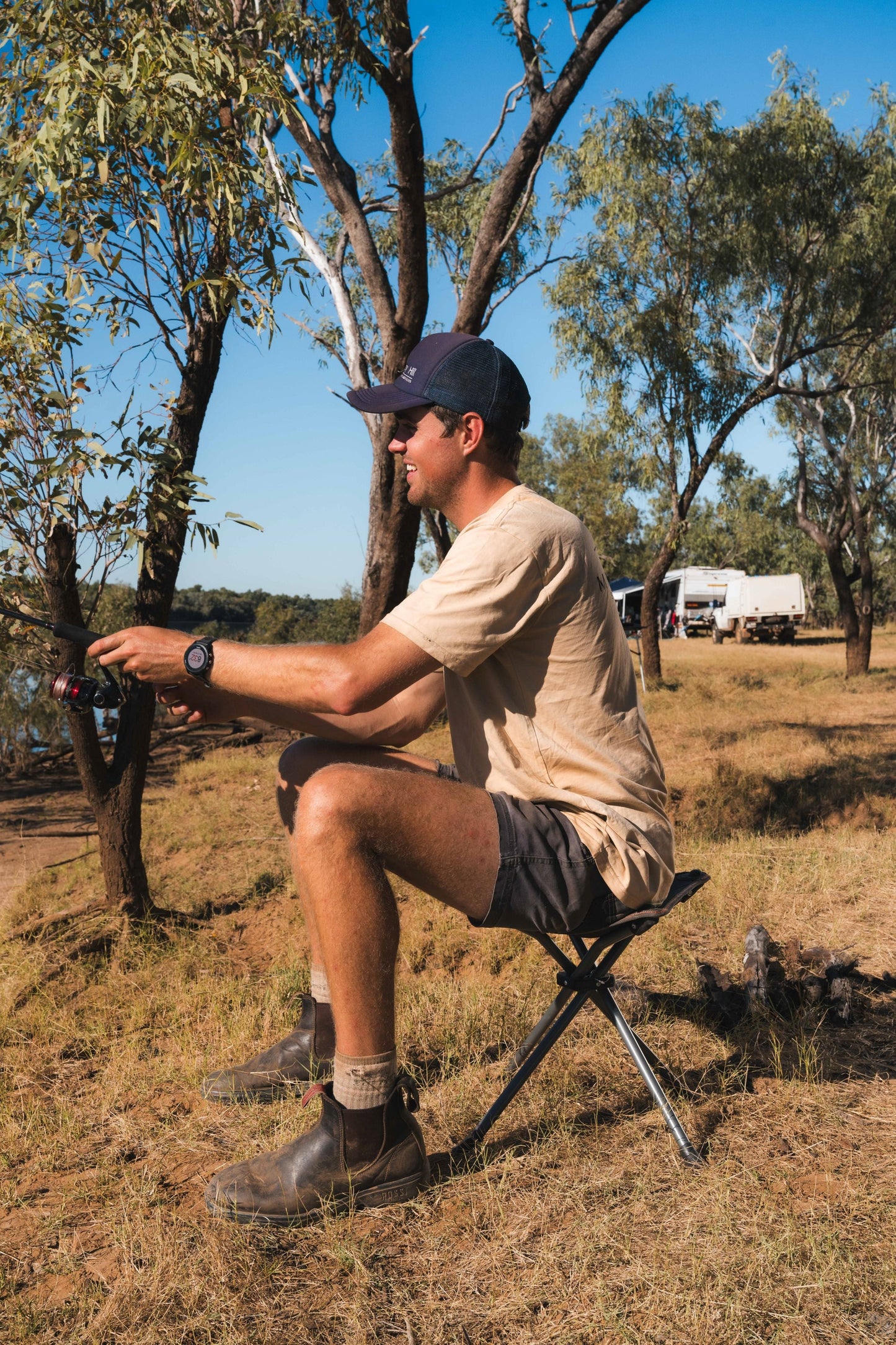 WILDTRAK™ AYR Foldable 4Leg, Compact, Lightweight, Padded Seat, Stool, Camp Chair, Weight Rated 120kg, Carry Bag with Shoulder Strap