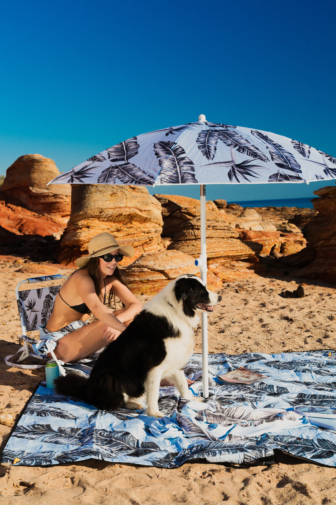 Good Vibes™ 1.6m Beach Umbrella with Carry Bag, Shoulder Strap - Sorrento
