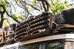 4WD Flex Recovery Traks Heavy Duty 10,000KG UV-Stabilised, Mounting Kit and Straps 33x103cm