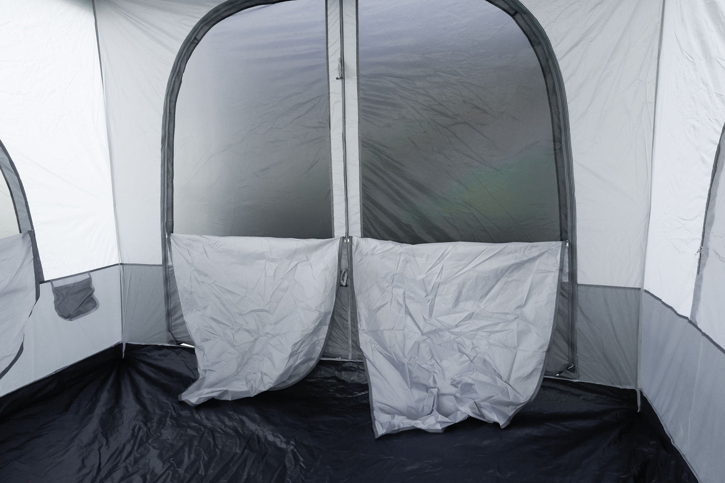 Wildtrak™ 3m Gazebo Inner Tent, Waterproof, Large Double D Zippered Doors, Pegs and Carry Bag - UNIVERSAL FITS MOST GAZEBOS