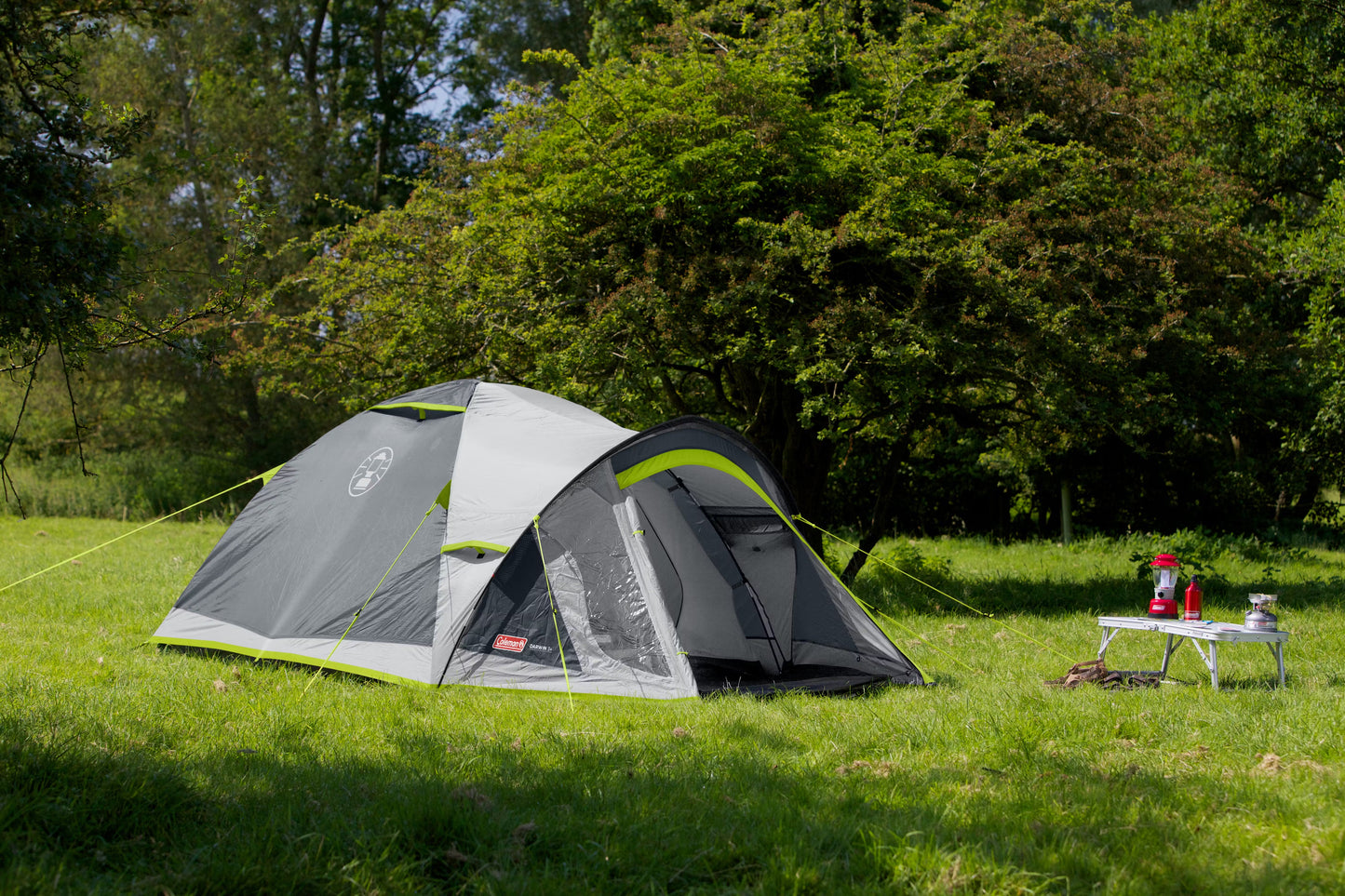 Coleman™ Darwin 3 Person Tent SPF50, Fire Retardant Material, WeatherTec™ System, Fibreglass Poles, Sewn-in Groundsheet, Carry Bag