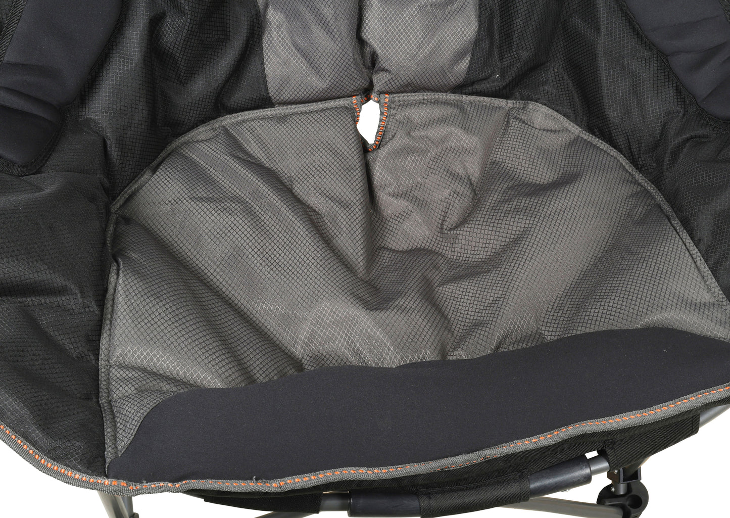 WILDTRAK™ Julimar Comfort Moon Chair, Fully Cushioned Seat, Oversized, Quad Folding, Weight Rating 120kg, Carry Bag with Shoulder Strap