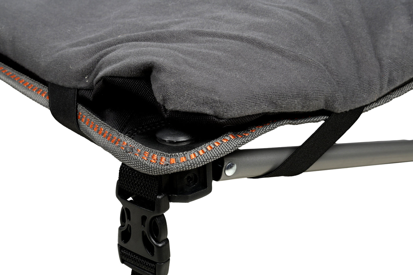 WILDTRAK™ XL Deluxe Pet Bed, Foldable, Removable & Washable Cover, Adjustable Tension Straps, Carry Bag with Shoulder Strap