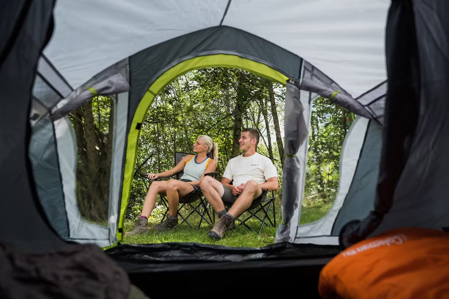 Coleman™ Darwin 3 Person Tent SPF50, Fire Retardant Material, WeatherTec™ System, Fibreglass Poles, Sewn-in Groundsheet, Carry Bag