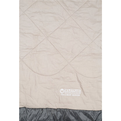 Wildtrak™ Pallinup Queen Comfort Cuffed Sleeping Bag, 0-5°C, Flannel Inner, Hardwearing Cotton Outer, Auto Lock Zips, Sewn-through Contruction, Sewn-in Storage Pocket, Storage Bag with Compression Straps, 152 x 200cm