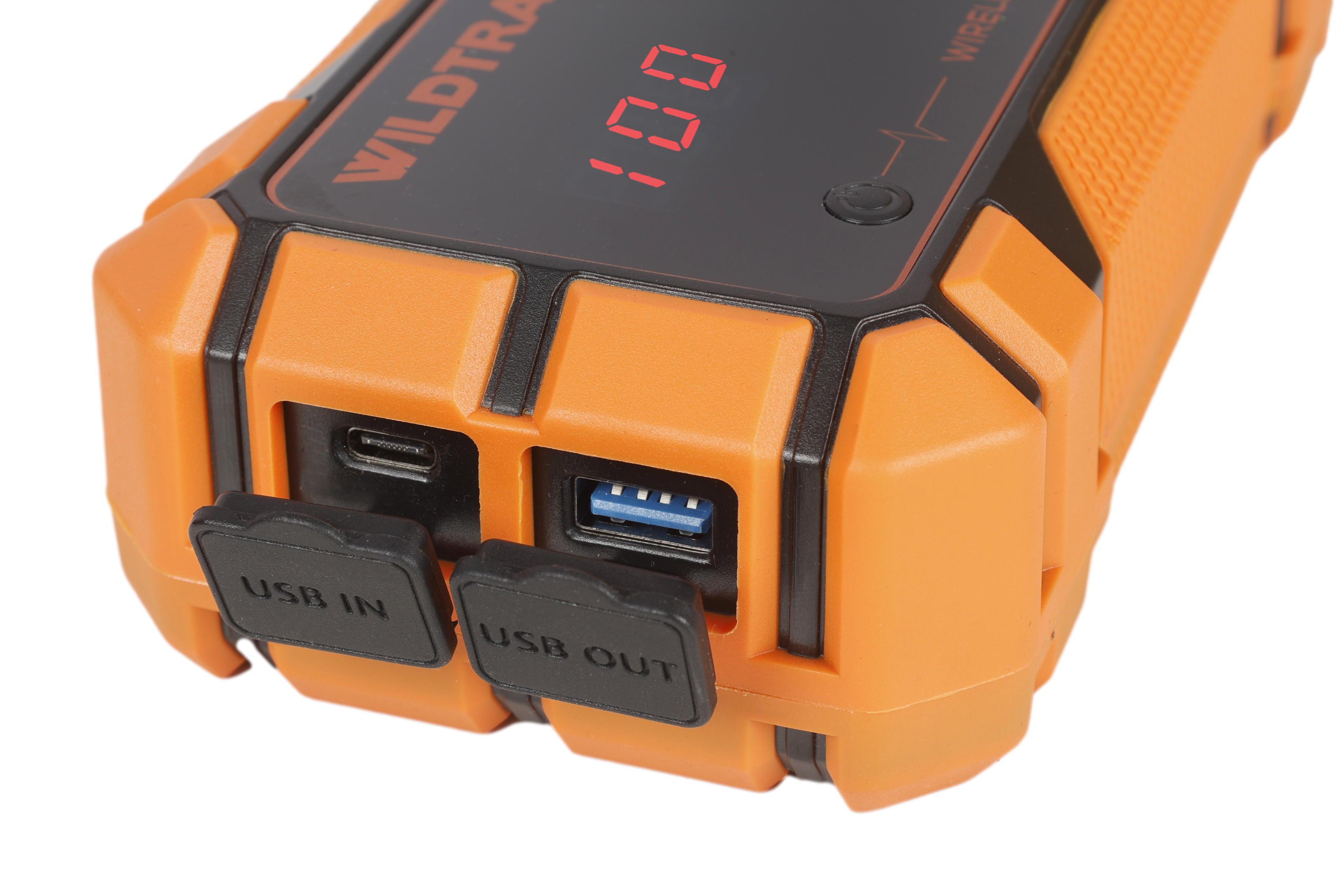 Wildtrak™ Heavy-Duty 2000A 16KMAH HP Lithium Car & 4WD Jump Starter Power Bank (Petrol & Diesel) with Case, USB C Port & Wireless Charging