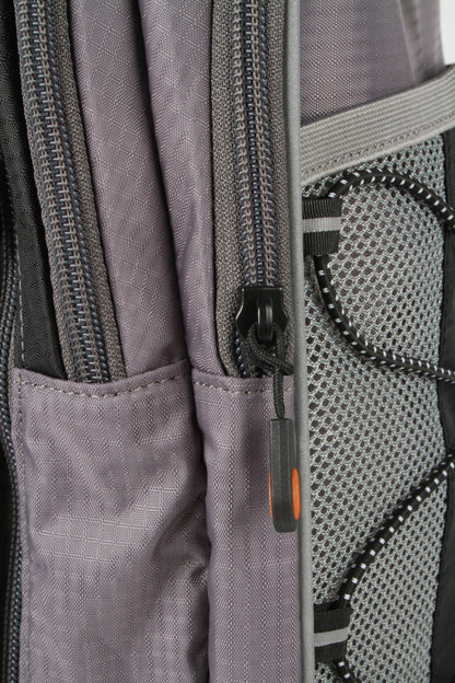 Wildtrak™ Trekker 3L Loop Hydration Backpack with Adjustable Chest and Shoulder Straps, Zipped Storage Pockets